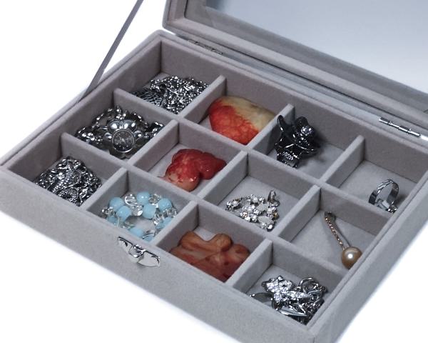 Schmucktablett Schmucklade Schmuckkästchen mit Glasdeckel grau mit 12 Fächer